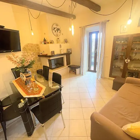 Апартаменты Centrally Located A1 - Sleeps 6 - Terrace - Bbq - Car Not Needed Wifi Сполето
