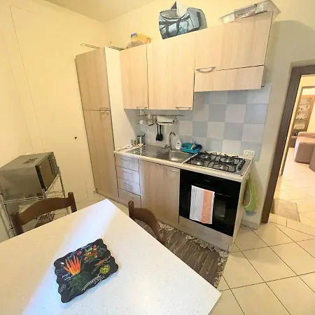 Lägenhet Centrally Located A1 - Sleeps 6 - Terrace - Bbq - Car Not Needed Wifi *