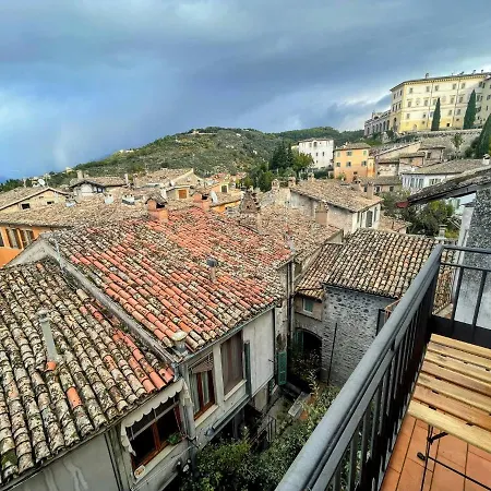 Lägenhet Centrally Located A1 - Sleeps 6 - Terrace - Bbq - Car Not Needed Wifi